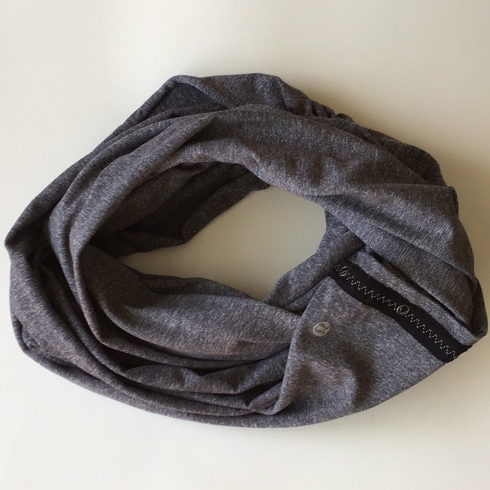 Vinyasa Scarf First Release